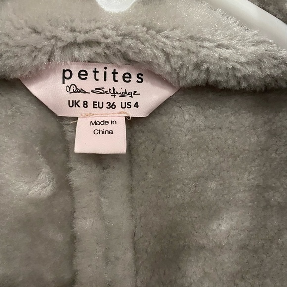 Jacket - Picture 4 of 5